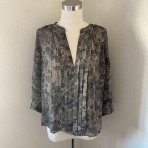Joie Silk Blouse Popover V Neck Floral Print Pintuck Lightweight Airy Gray XS